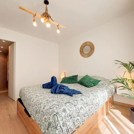 T2 Cosy Toulon, Proche Plage Екстериор снимка