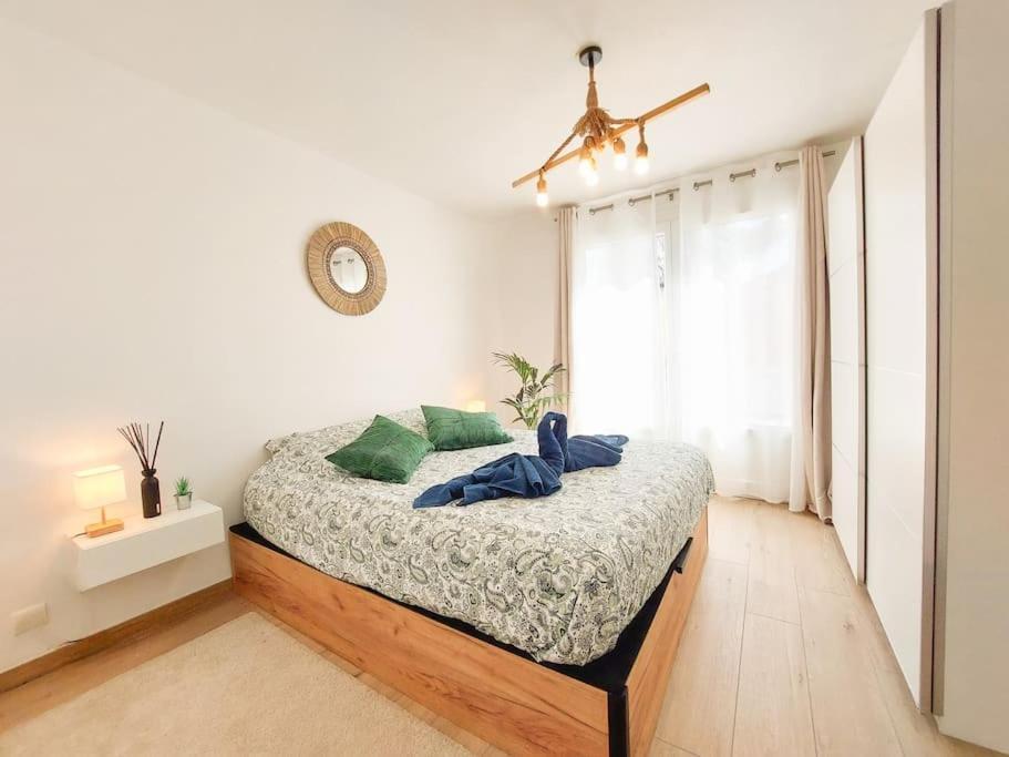 T2 Cosy Toulon, Proche Plage Екстериор снимка